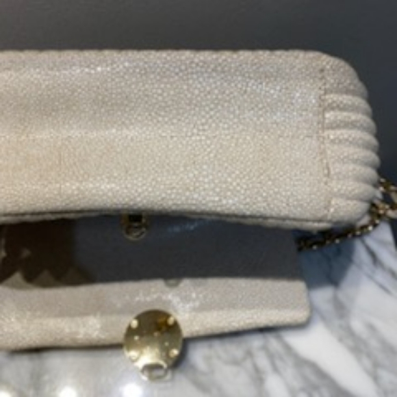 Henri Bendel stingray textured purse - Picture 8 of 9